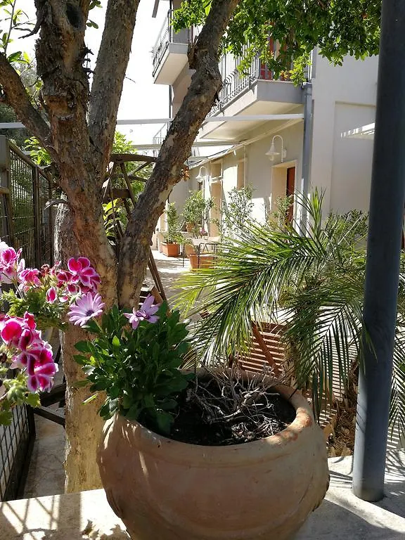 Il Giardino Dei Limoni Bed and Breakfast Aci Castello