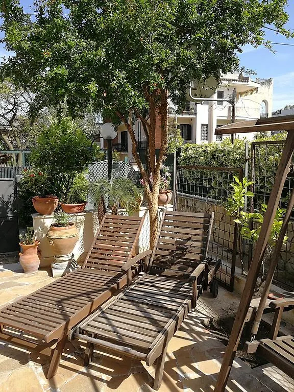 Il Giardino Dei Limoni Bed and Breakfast Aci Castello Bed & Breakfast